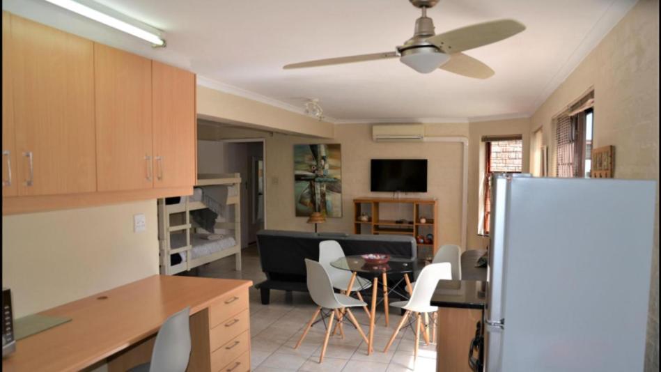 Harbourview Self Catering Daire Gordonʼs Bay Dış mekan fotoğraf